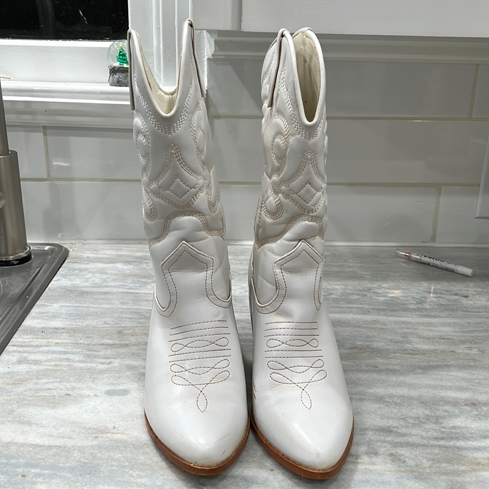 white western style boots